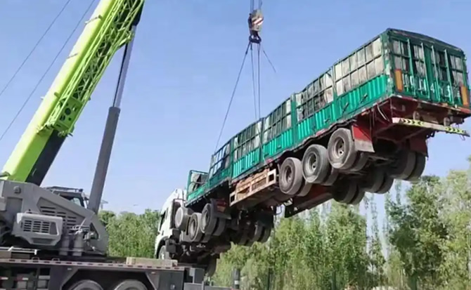 武陟道路脱困救援案例